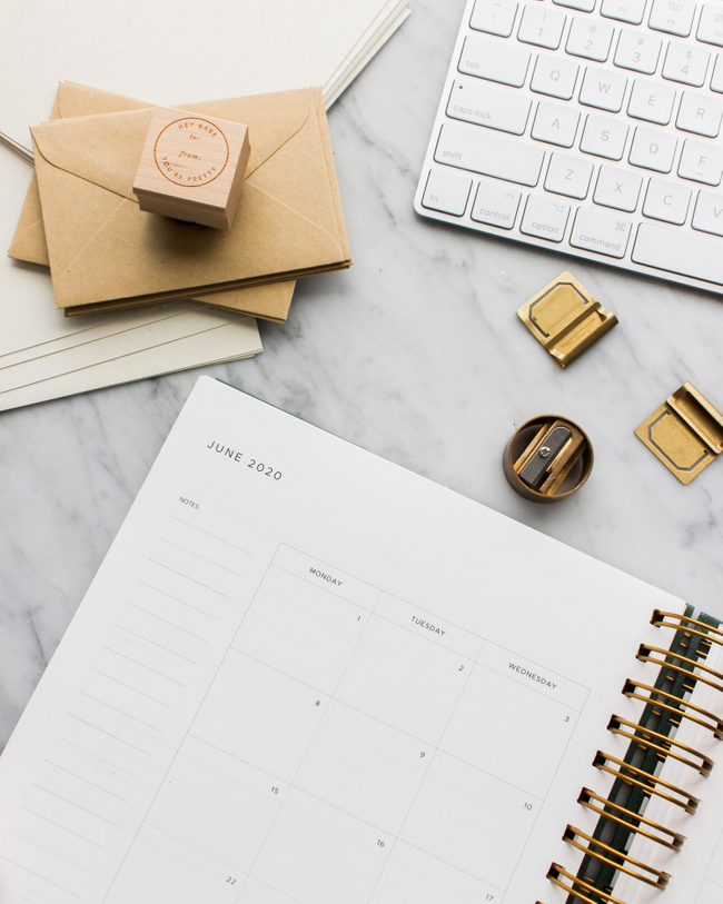 7 ways to create consistent income in your business (without launching a membership)